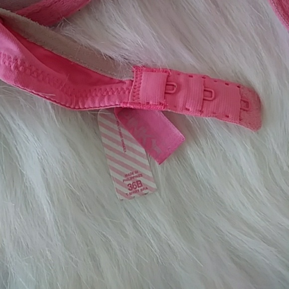 Victoria's Secret Hot Pink bra - Picture 3 of 6